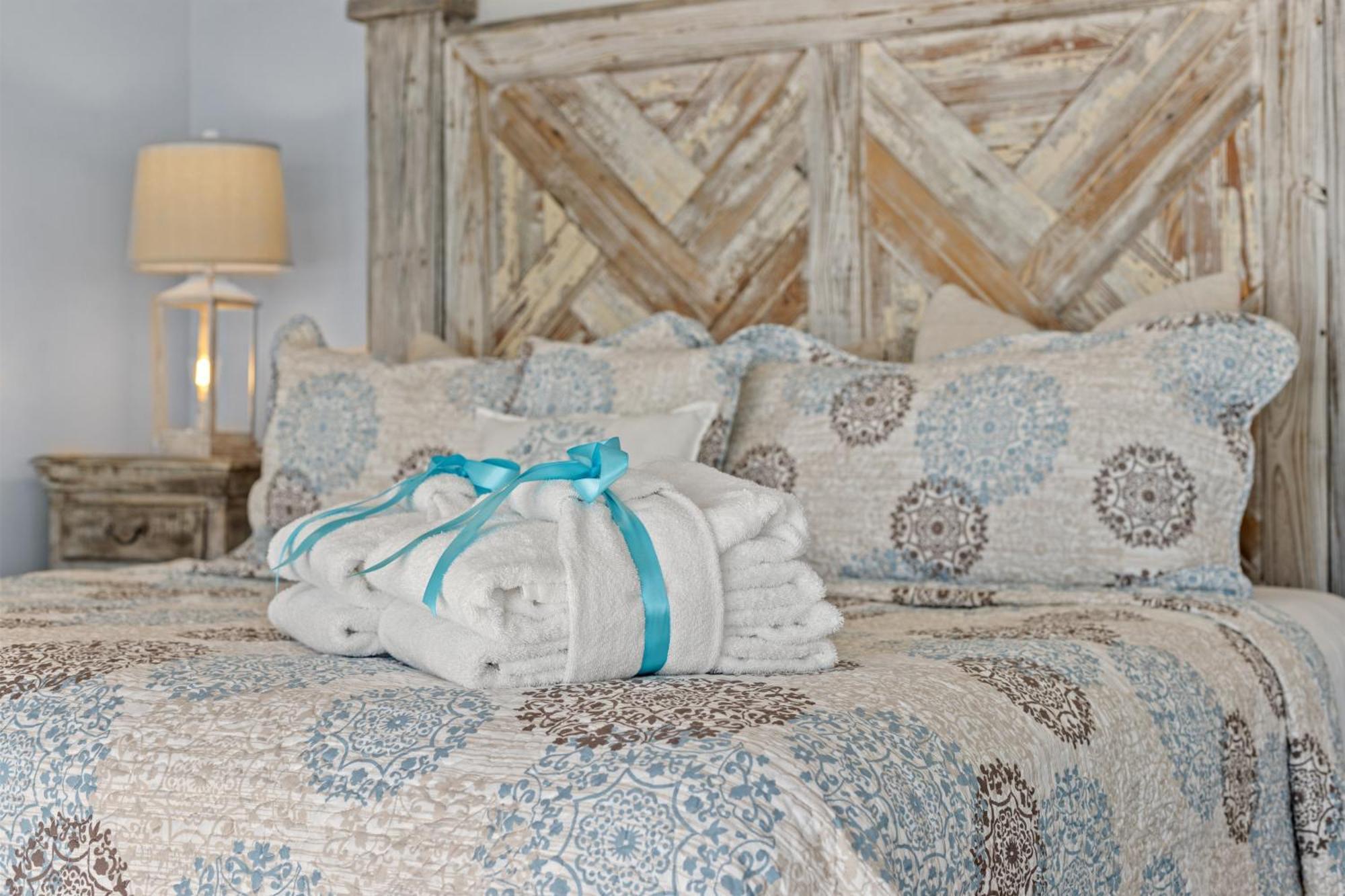 Luxury Gulf Front Property! Directly On The Beach! Sleeps 15! Panama City Beach Bagian luar foto