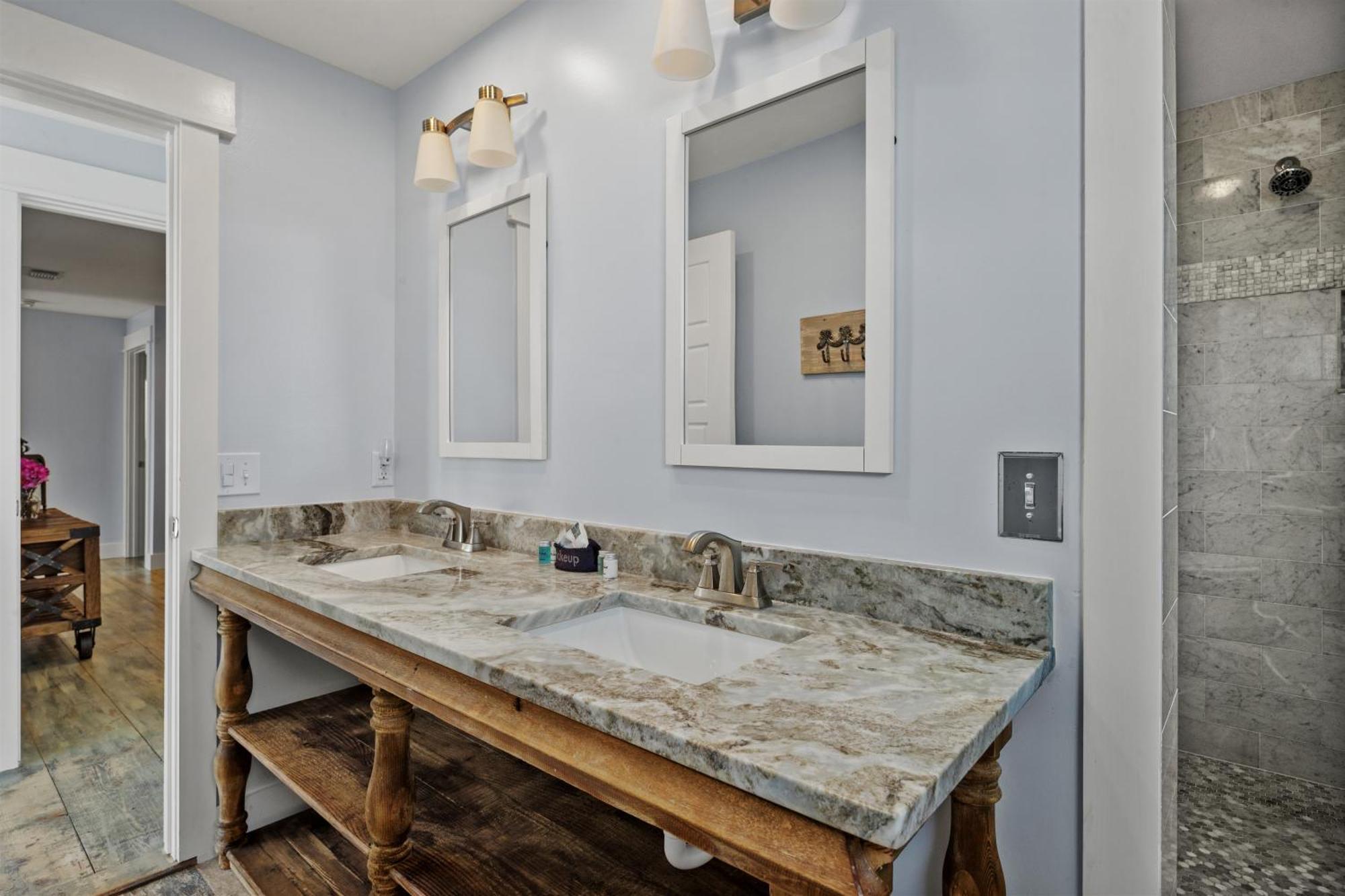 Luxury Gulf Front Property! Directly On The Beach! Sleeps 15! Panama City Beach Bagian luar foto